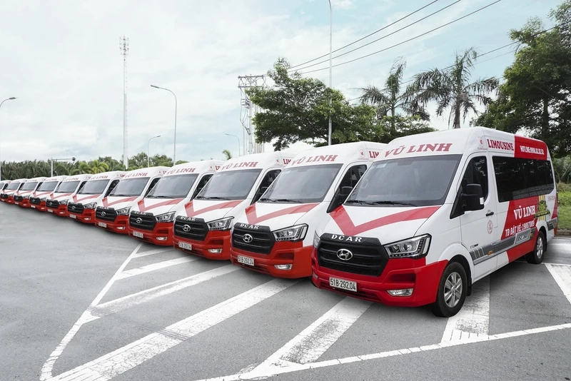 Hành trình thoải mái chuẩn dịch vụ với limousine Vũ Linh được nhiều khách tin chọn