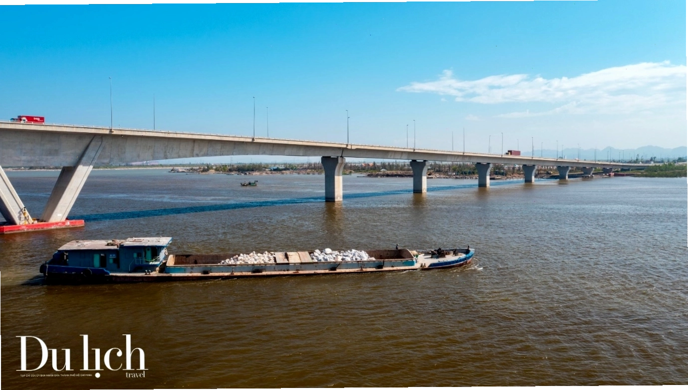 Hoạt động trên cầu