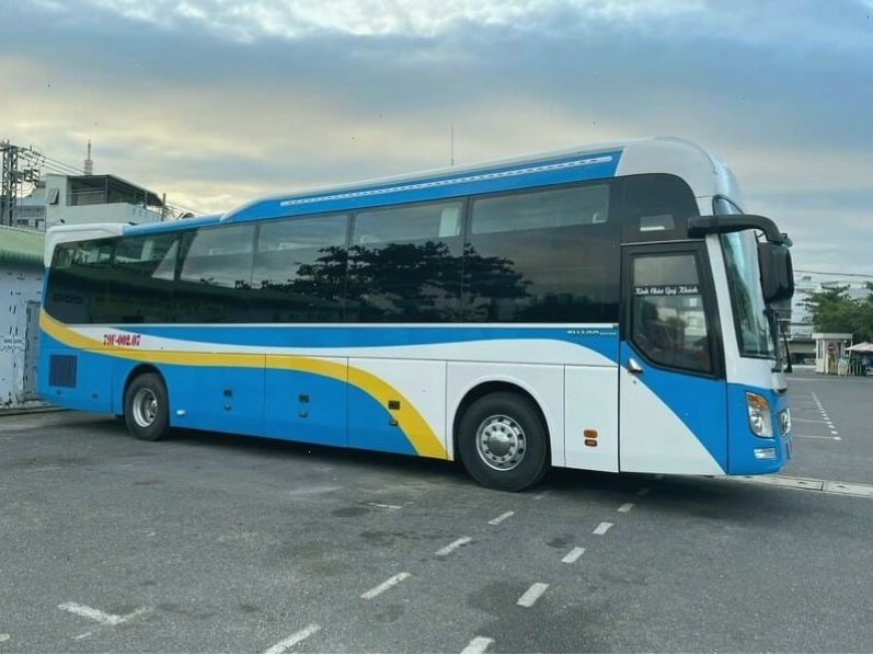 Nhà xe Quang Tuấn cung cấp dịch vụ vận tải chất lượng cao từ Vạn Giã đi Đà Lạt và Đắk Lắk