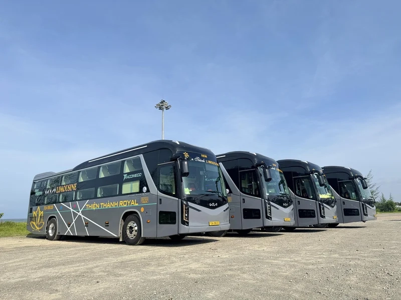 Nhà xe Thiện Thành Limousine di chuyển đúng lịch