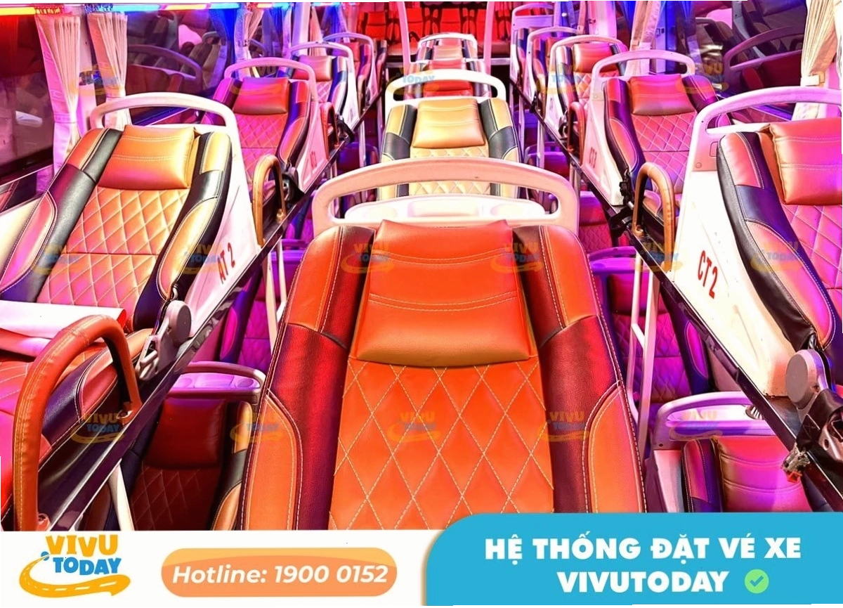 Nội thất xe giường nằm tiện nghi của nhà xe Danh Danh