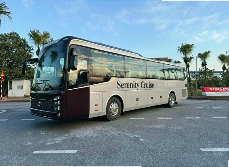 Nội thất xe limousine Cát Bà Express