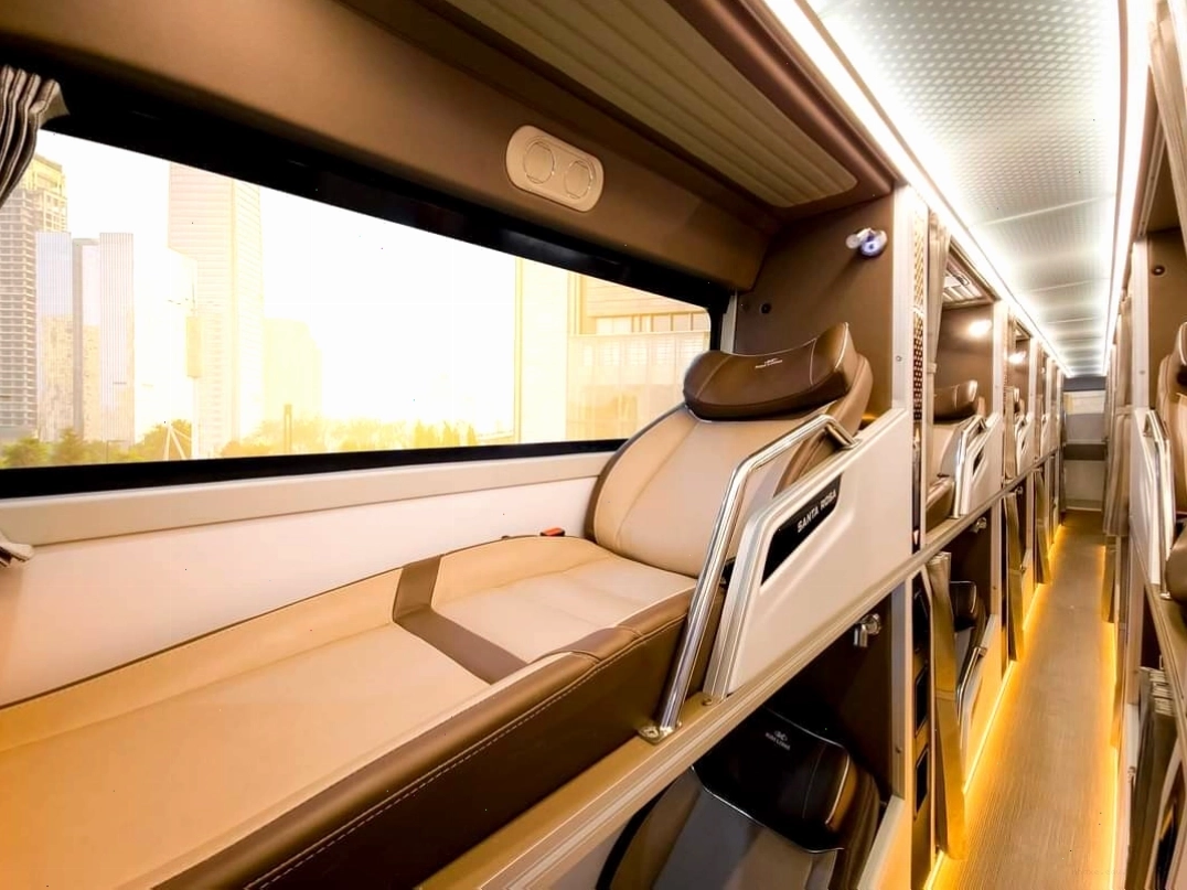So sánh nội thất xe Phương Trang Limousine với xe giường nằm thông thường