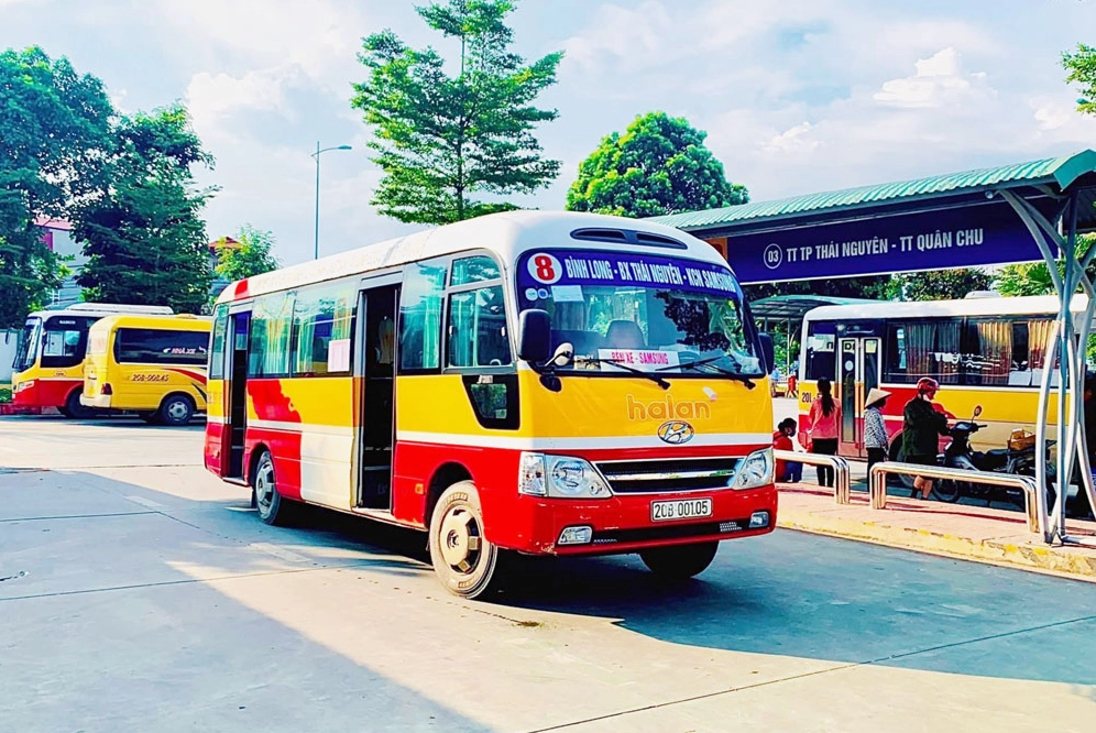 Xe Bus Thái Nguyên - Hà Nội: Lộ trình, Giá vé và Kinh nghiệm di chuyển 2026
