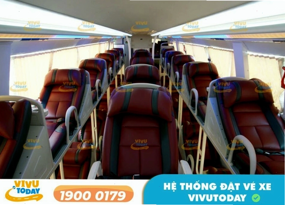 Xe giường nằm 44 chỗ của nhà xe TNT phục vụ tuyến Thanh Hóa - Sài Gòn